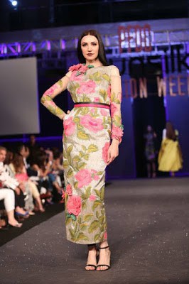 Sana-safinaz-collection-2017-at-sunsilk-fashion-week-1