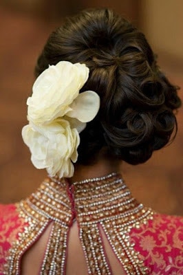 Stylish-indian-bridal-hairstyles-that-perfect-for-wedding-5