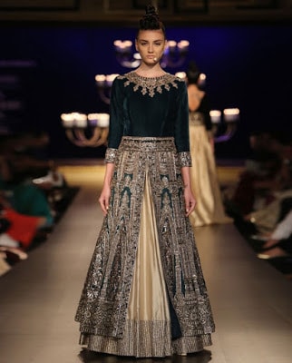 Top-indian-lehenga-blouse-designs-2017-by-manish-malhotra-9