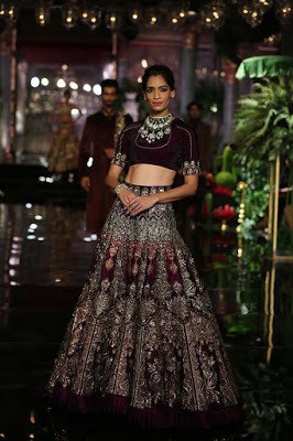 Top Indian Lehenga Blouse Designs 2018 By Manish Malhotra Fashion Cluba top indian lehenga blouse designs 2018