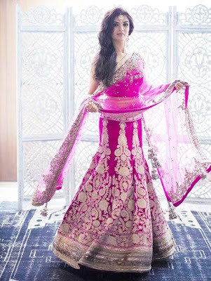 Top-indian-lehenga-blouse-designs-2017-by-manish-malhotra-6