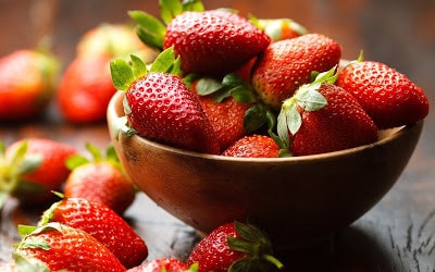 Health-Features-about-Strawberries