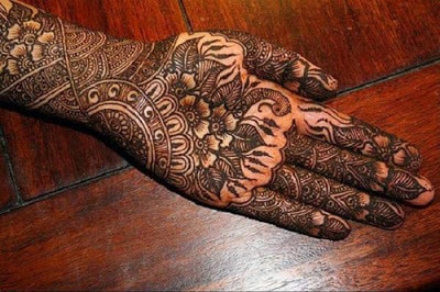 Latest-asha-savla-bridal-mehndi-designs-that-you-will-love-9