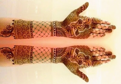 Latest-asha-savla-bridal-mehndi-designs-that-you-will-love-3