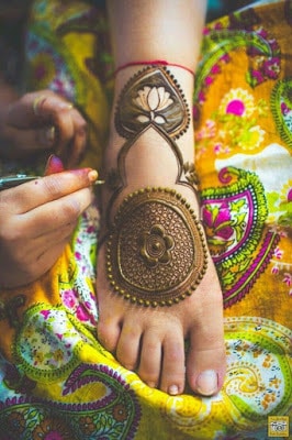 New-style-arabic-eid-mehndi-designs-2017-for-upcoming-eid-7