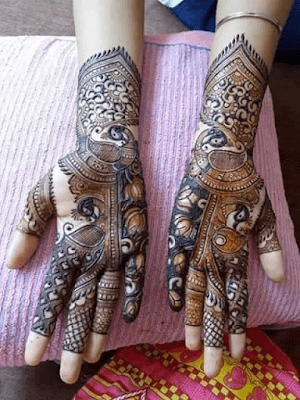 New-style-eid-mehndi-designs-for-full-hands-that-you-must-try-4