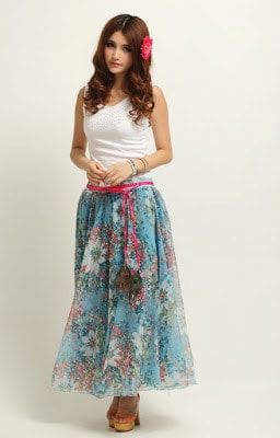 Stylish-summer-skirts-for-women-to-beat-the-heat-7