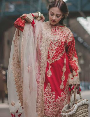 Rang-rasiya-carnation-luxury-summer-lawn-2017-collection-8