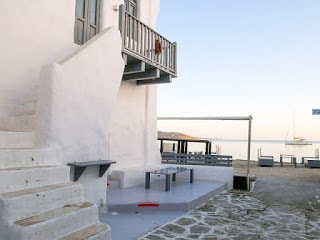 Smoothie-bikini-guide-greece-visit-island-cyclades-paros-naoussa-11