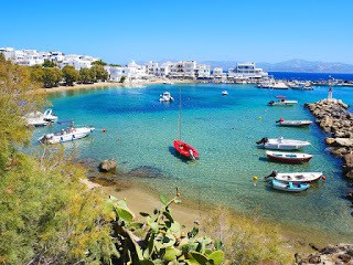 Smoothie-bikini-guide-greece-visit-island-cyclades-paros-naoussa-8