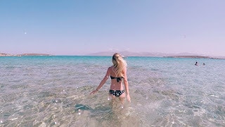 Smoothie-bikini-guide-greece-visit-island-cyclades-paros-naoussa-15