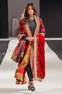 Komal-Nasir-Embroidered-Shawls-Collection