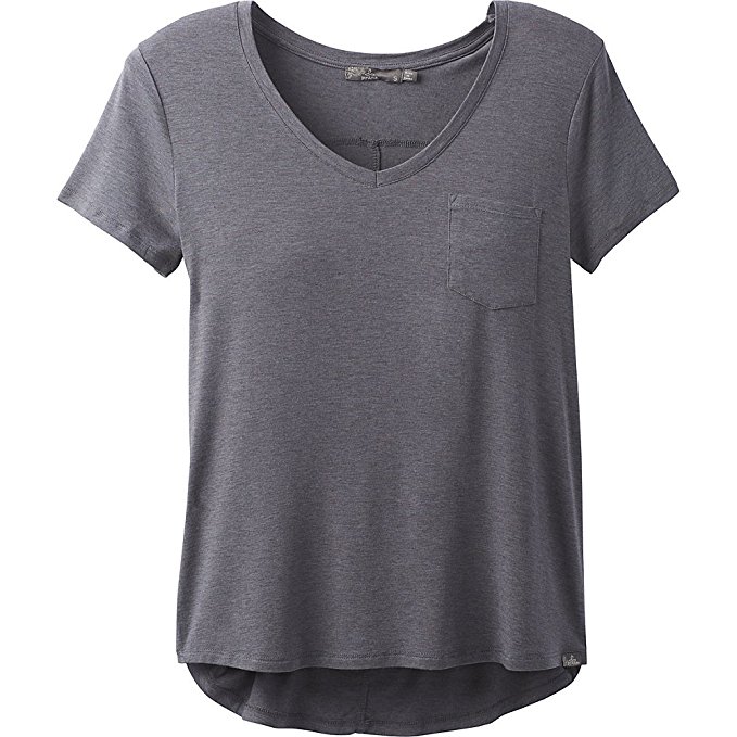 Upgrade Your Travel Wardrobe with the Best T-Shirts for Women – Fashion ...